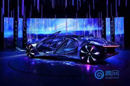 15. 梅赛德斯-奔驰VISION AVTR概念车中国首秀，生动演绎人、车、自然之间的和谐交互