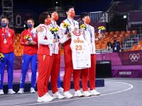 三人篮球完赛：中国女队获铜牌 拉脱维亚美国分获男女子金牌
