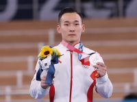 有惊喜也有遗憾 肖若腾获体操男子个人全能银牌