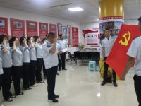膠州巴士公司基層黨支部開展“慶七·一”主題黨日活動